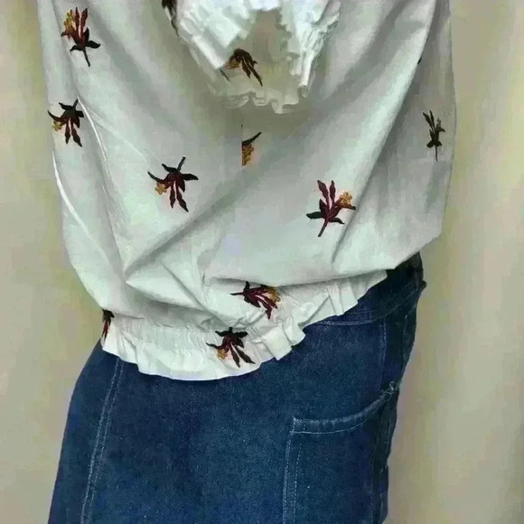 a loves a cotton blouse embroidered flowers Size XS - Picture 7 of 9